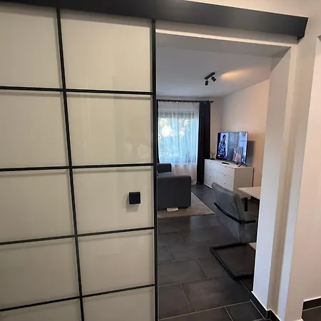 Einzimmer -appartement Mit Kueche & Balkon, Kolbergring Апартаменты *