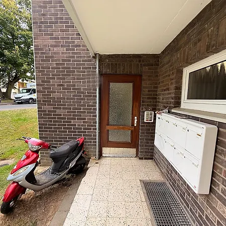 Einzimmer -appartement Mit Kueche & Balkon, Kolbergring * Obernkirchen